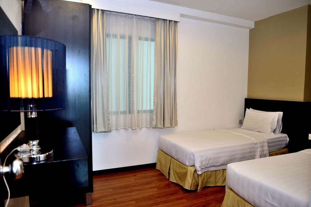 Likas Square Apartment Hotel Kota Kinabalu Eksteriør bilde