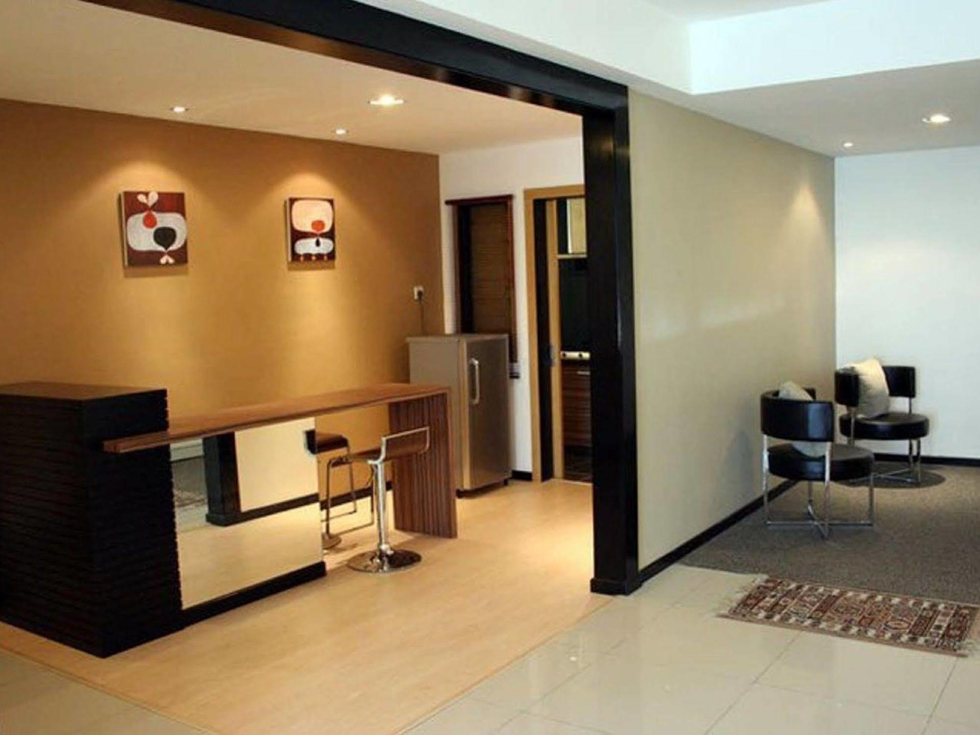 Likas Square Apartment Hotel Kota Kinabalu Eksteriør bilde